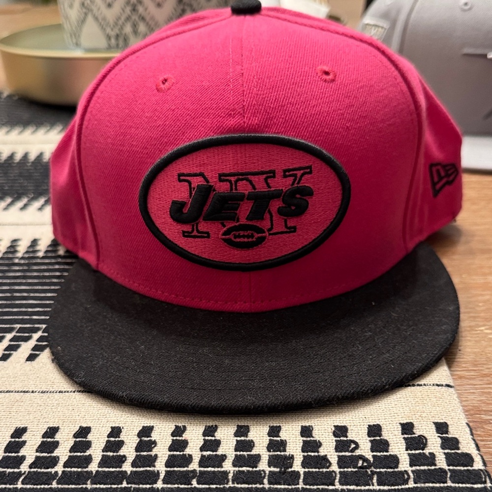 New Era Fuchsia and Black Jets Hat